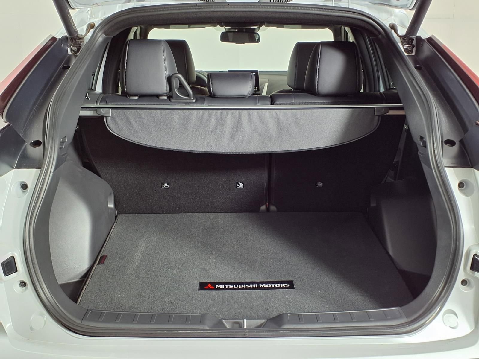 Used 2024 Mitsubishi Eclipse Cross SEL image 12