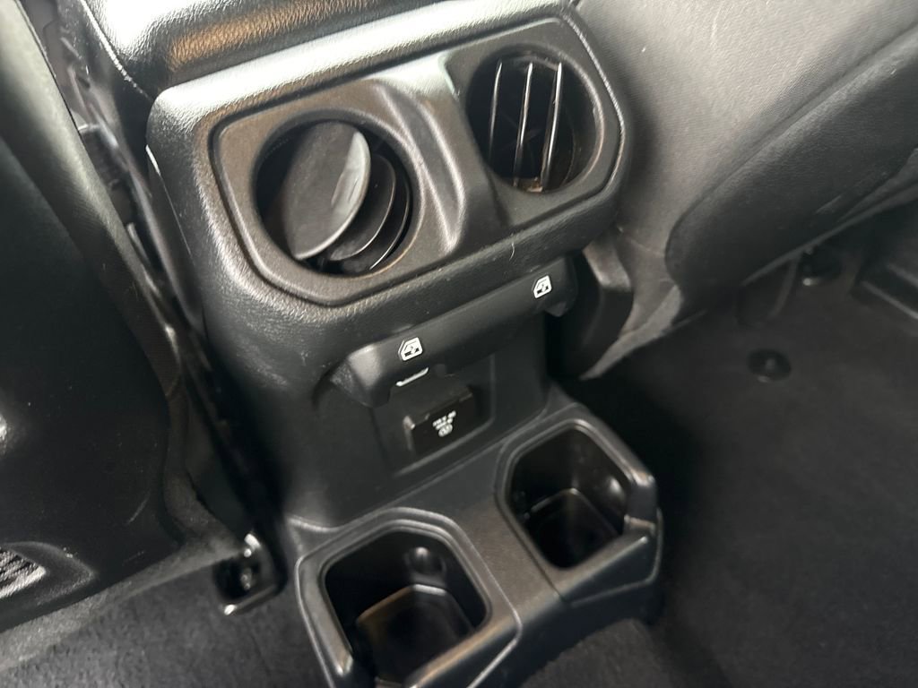 Used 2021 Jeep Gladiator Rubicon w/ Dual Top Group AWD/4WD image 24