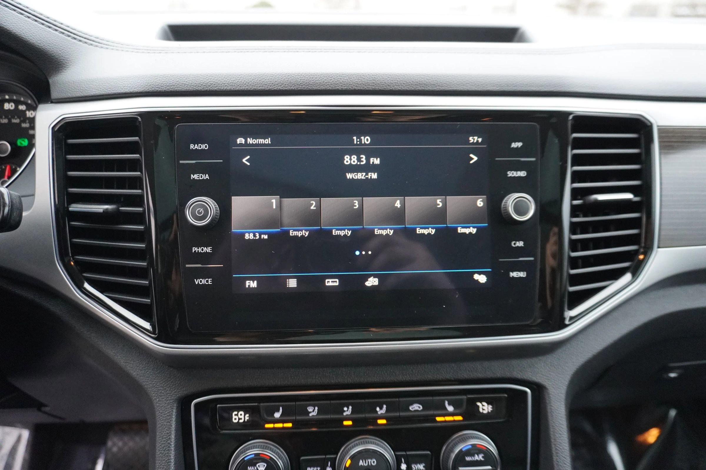 Used 2018 Volkswagen Atlas SEL image 16