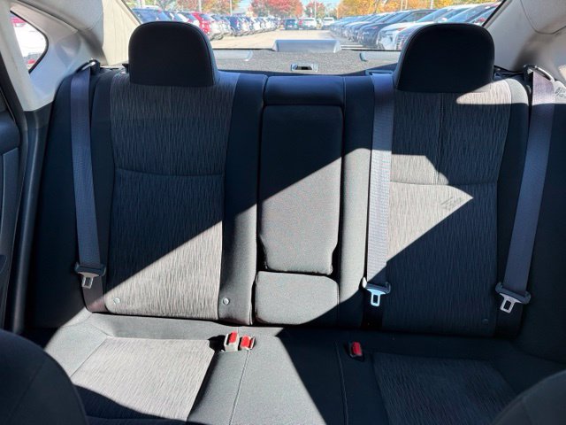 Used 2015 Nissan Sentra SV FWD image 16