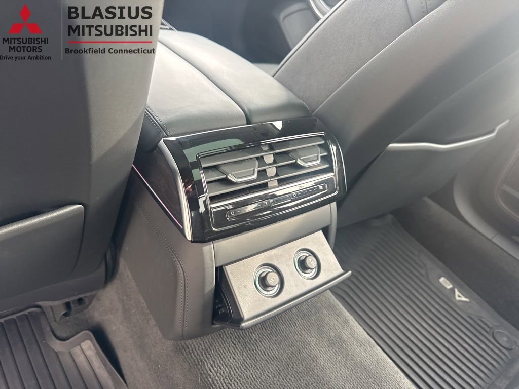Used 2023 Audi A8 L 3.0T w/ Comfort Plus Package AWD/4WD image 42
