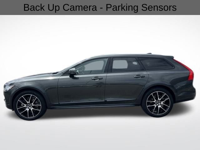 Used 2020 Volvo V90 T6 Cross Country image 8