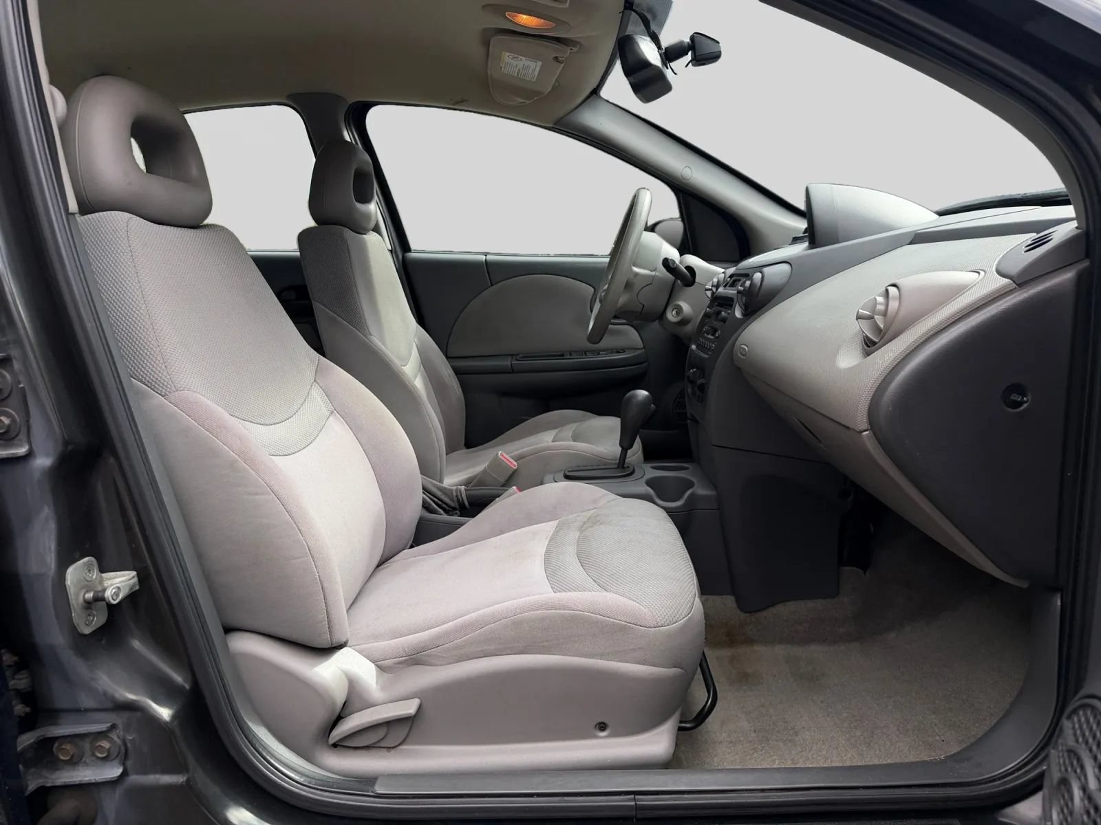 Used 2003 Saturn ION Level 2 w/ Convenience Pkg FWD image 15