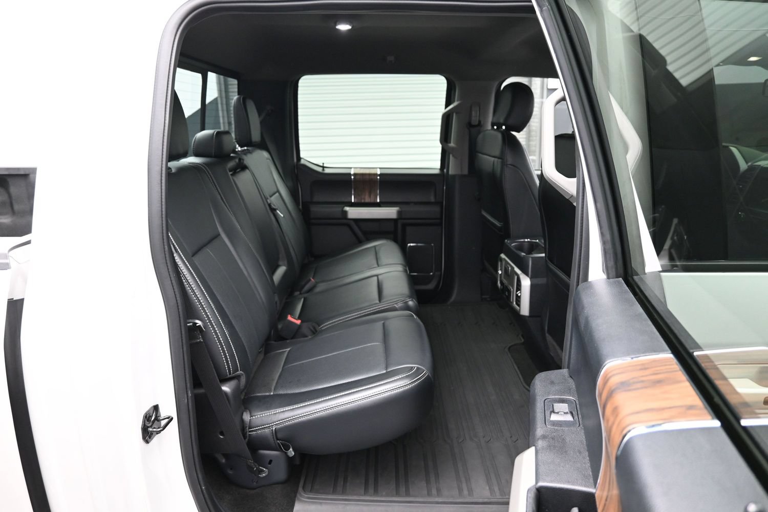 Used 2019 Ford F150 Lariat w/ Trailer Tow Package AWD/4WD image 12