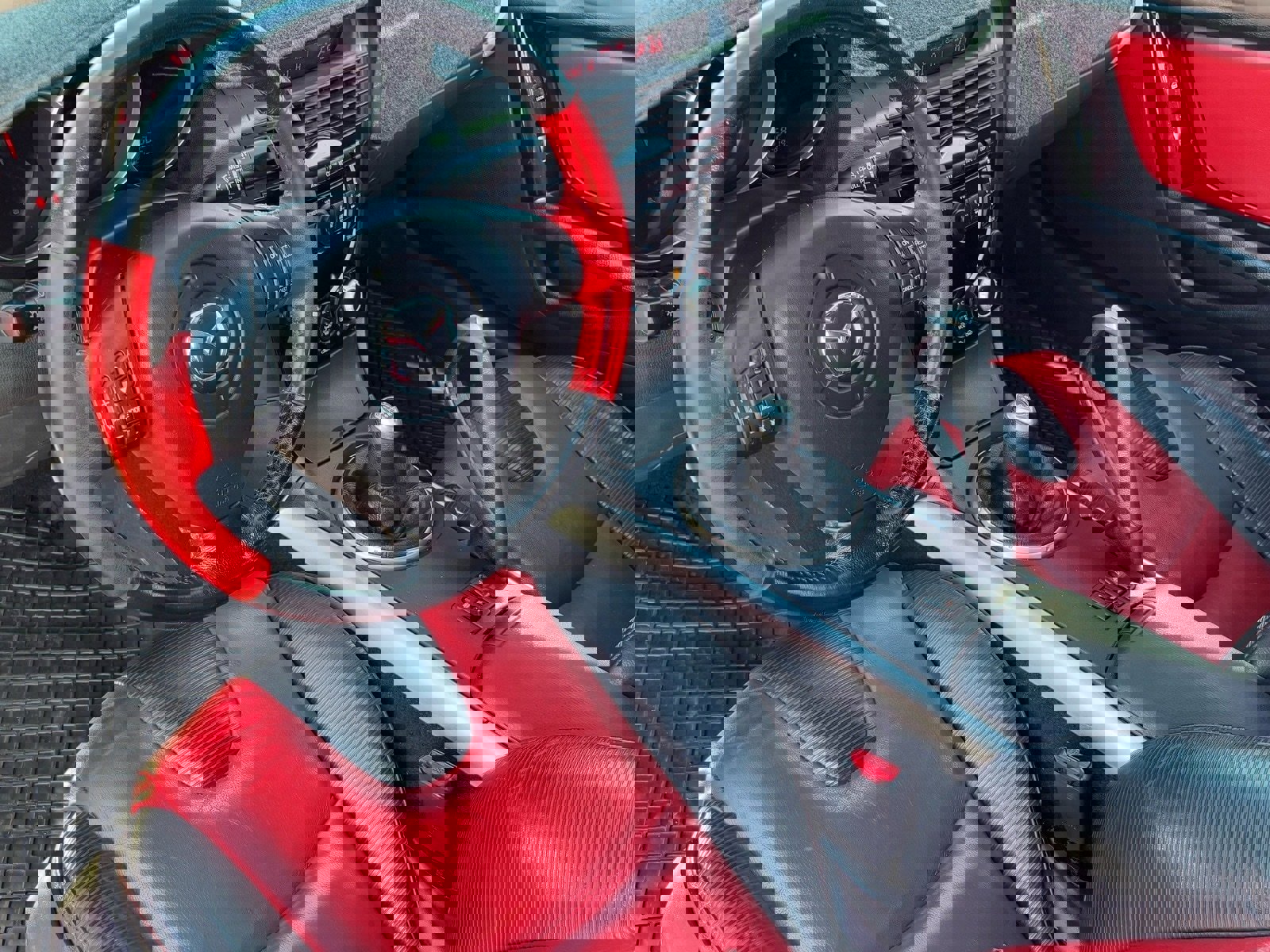 Used 2004 MAZDA RX-8 w/ MT Grand Touring Pkg image 16