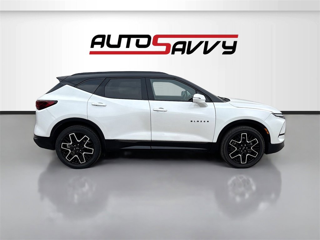 Used 2023 Chevrolet Blazer RS w/ Driver Confidence II Package image 8