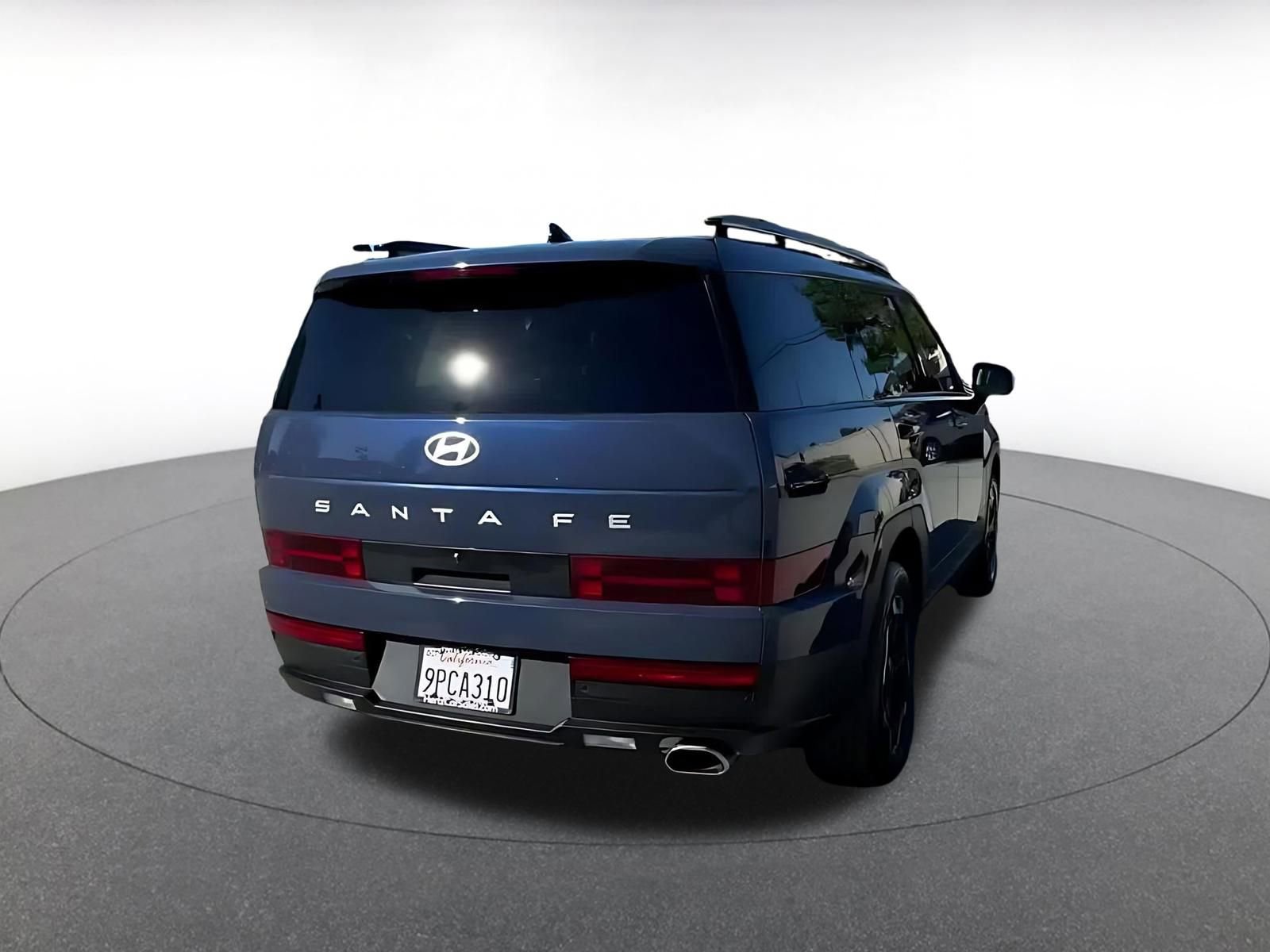 Used 2025 Hyundai Santa Fe SEL image 14