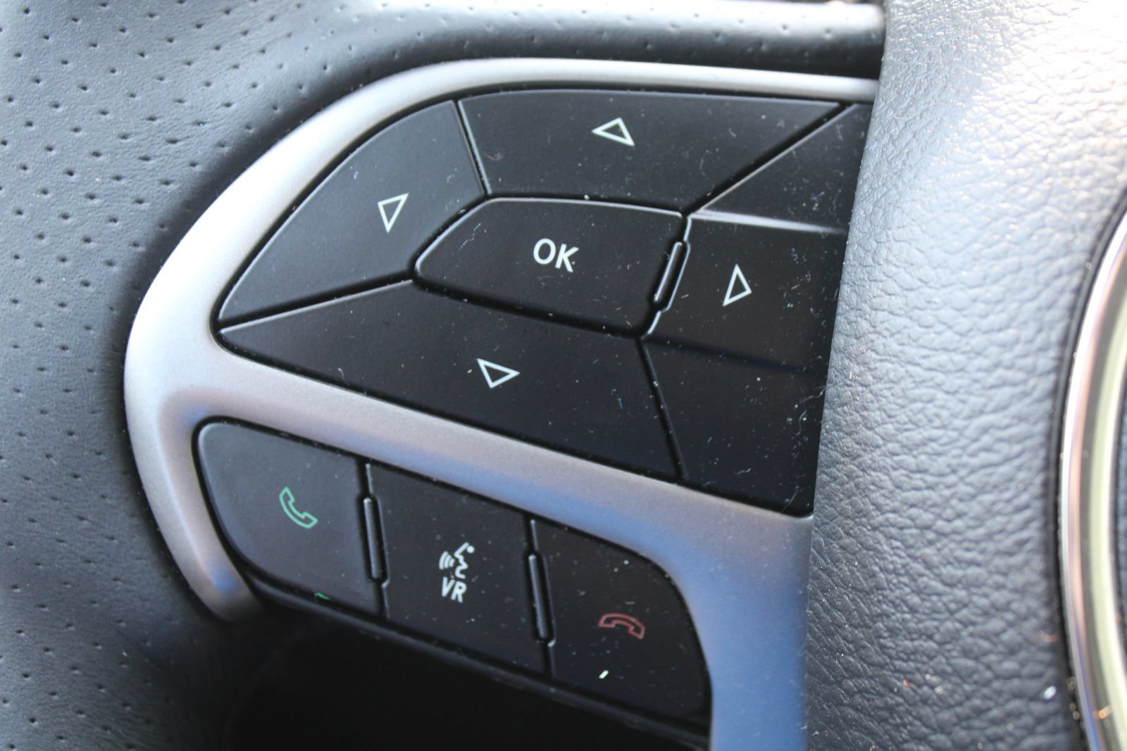 Used 2019 Dodge Durango SXT RWD image 26