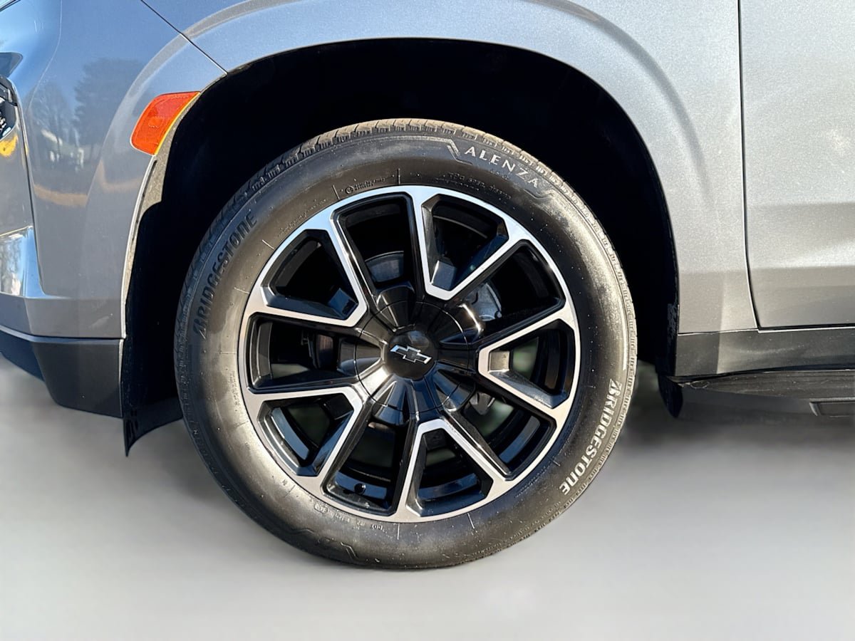Used 2022 Chevrolet Tahoe RST w/ Luxury Package AWD/4WD image 31