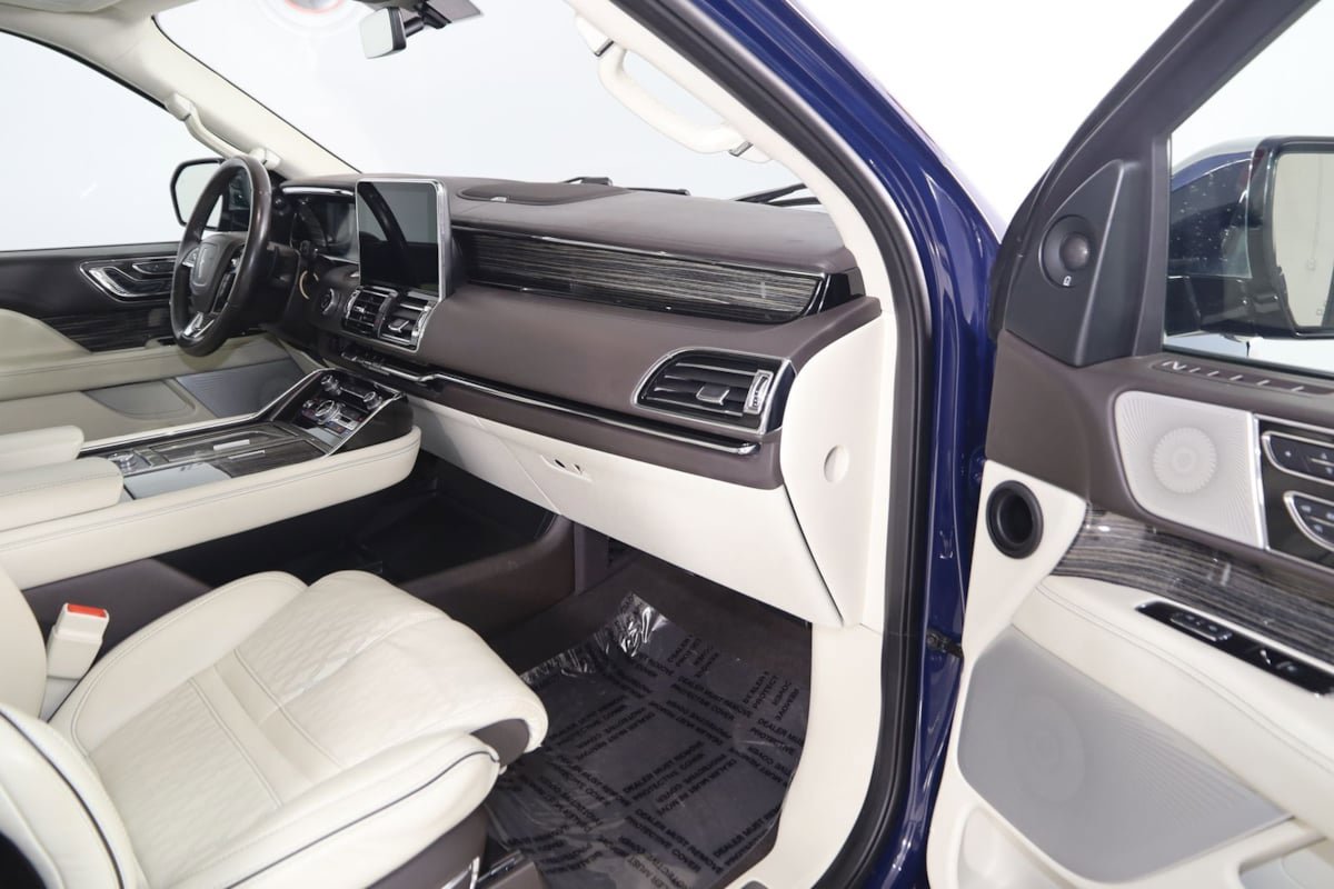 Used 2020 Lincoln Navigator Black Label AWD/4WD image 49