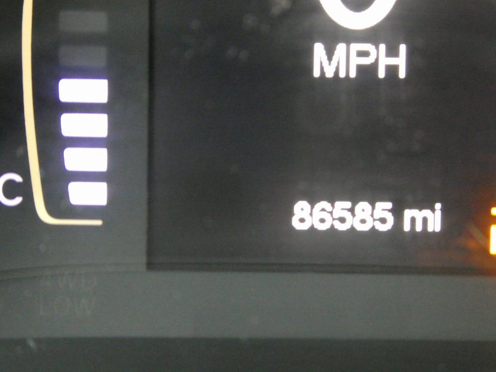 Used 2017 Jeep Cherokee Latitude w/ Safety/Convenience Group image 29