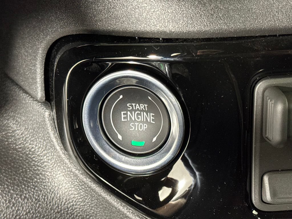 New 2026 Chevrolet Silverado 3500 High Country AWD/4WD image 18