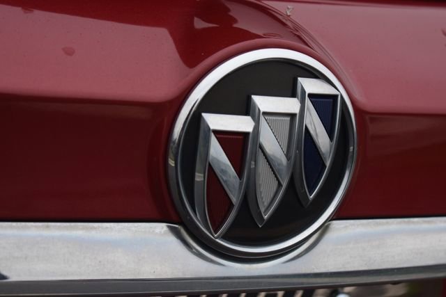 Used 2019 Buick Encore Essence image 13