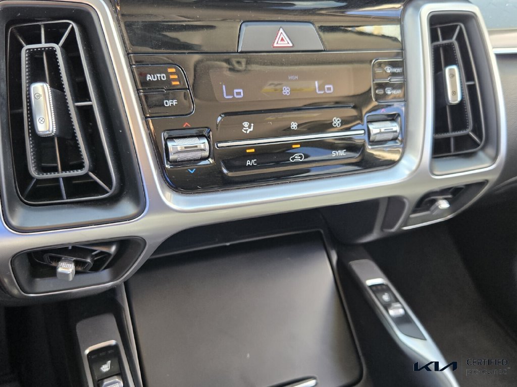 Certified 2023 Kia Sorento S FWD image 23