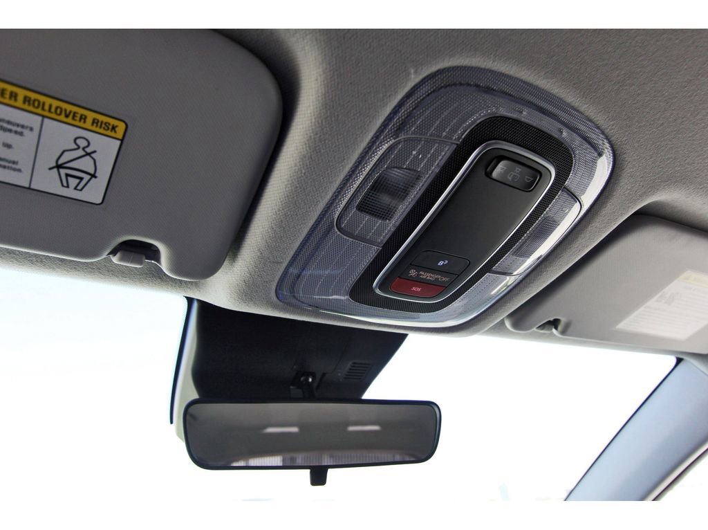 Used 2025 Hyundai Kona SEL image 25