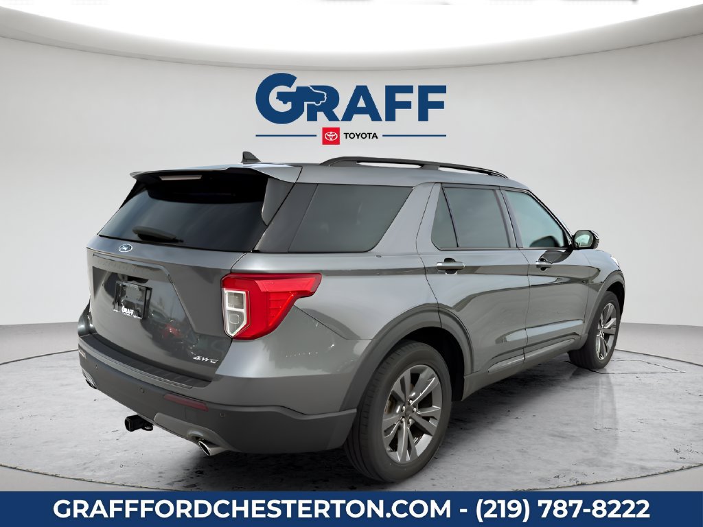 Used 2023 Ford Explorer XLT w/ Equipment Group 202A AWD/4WD image 7