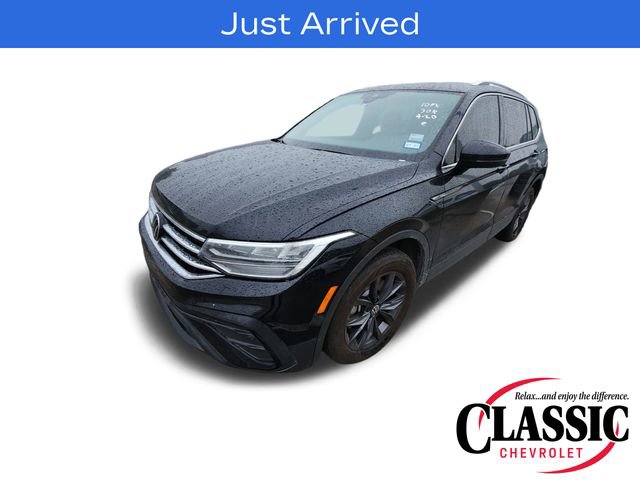 Used 2022 Volkswagen Tiguan SE image 4