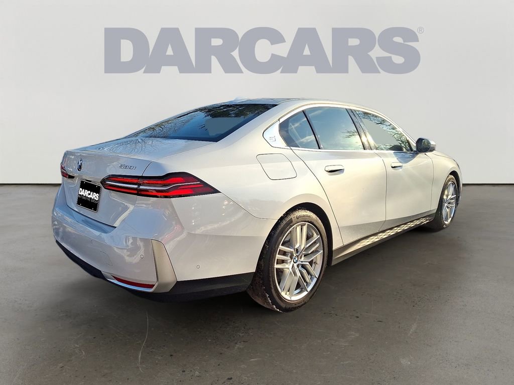 Used 2025 BMW 530i xDrive image 6