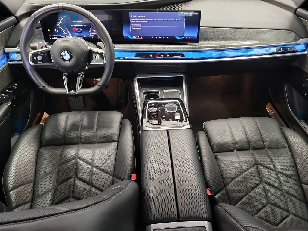Used 2025 BMW 740i RWD image 15