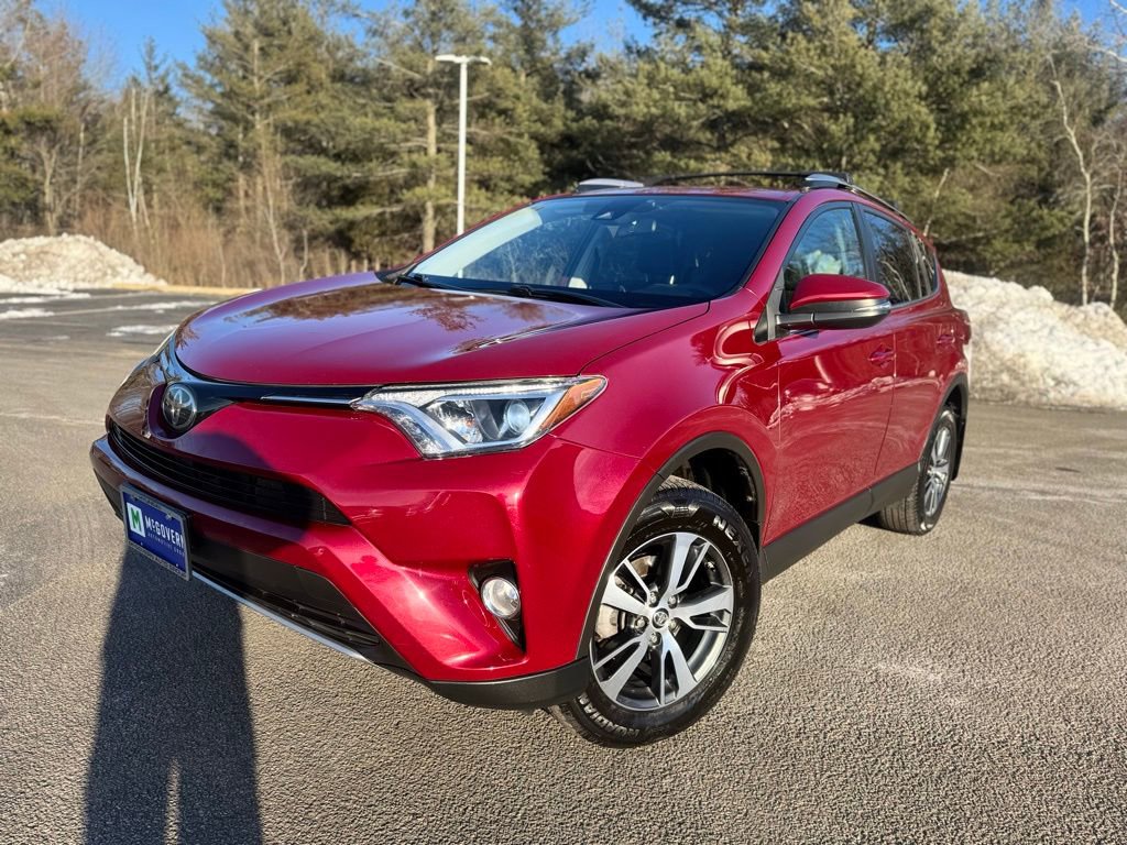 Used 2018 Toyota RAV4 XLE image 1