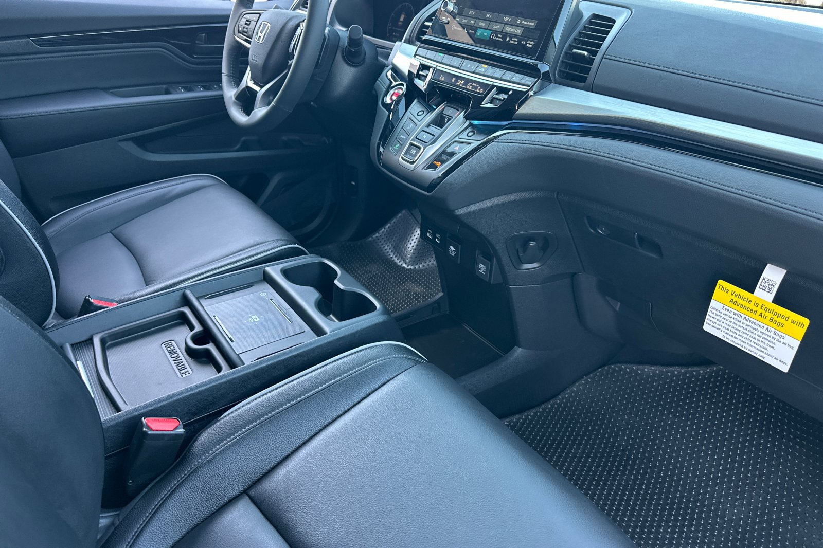 New 2027 Honda Odyssey Touring image 17