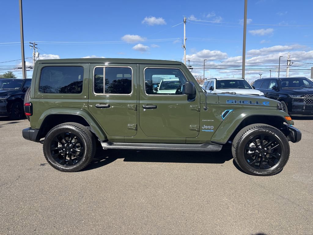 Used 2022 Jeep Wrangler Unlimited Sahara w/ Cold Weather Group image 6