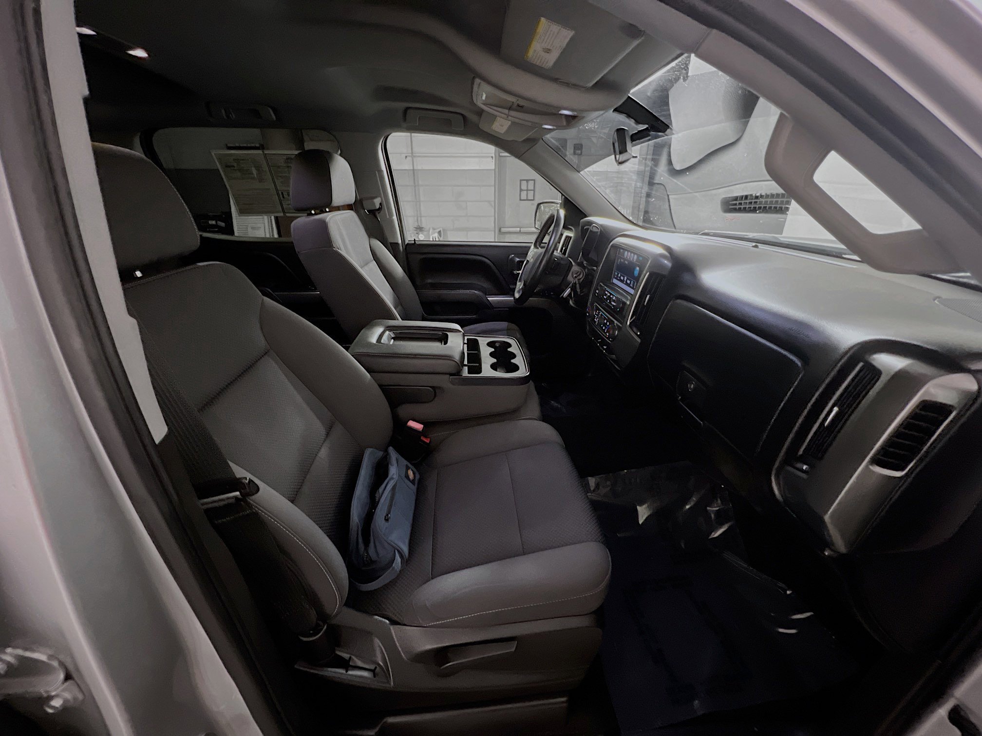 Used 2018 Chevrolet Silverado 1500 LT w/ All Star Edition image 30