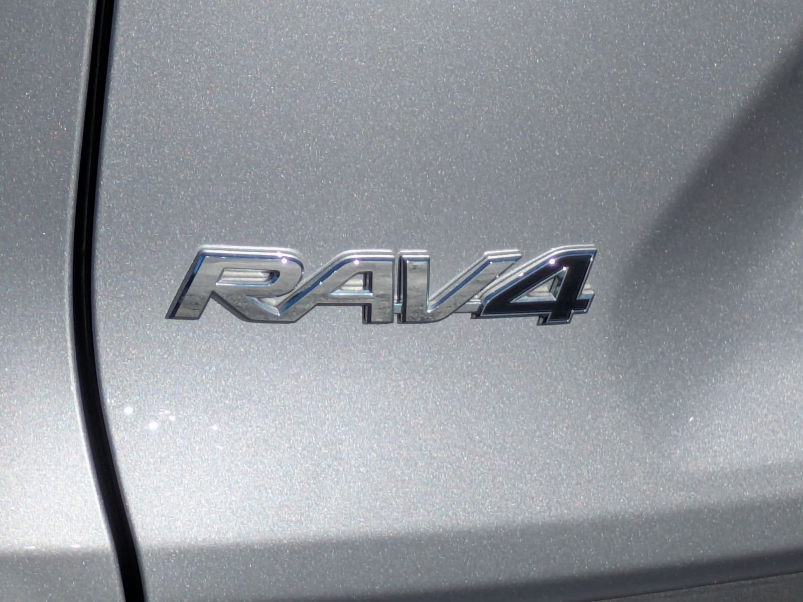 Used 2023 Toyota RAV4 Limited image 32