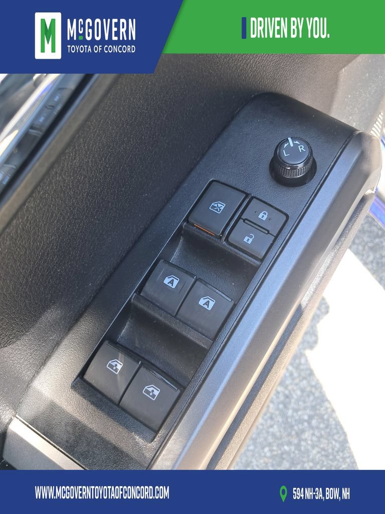 Used 2023 Toyota Tacoma TRD Sport w/ Technology Package AWD/4WD image 11