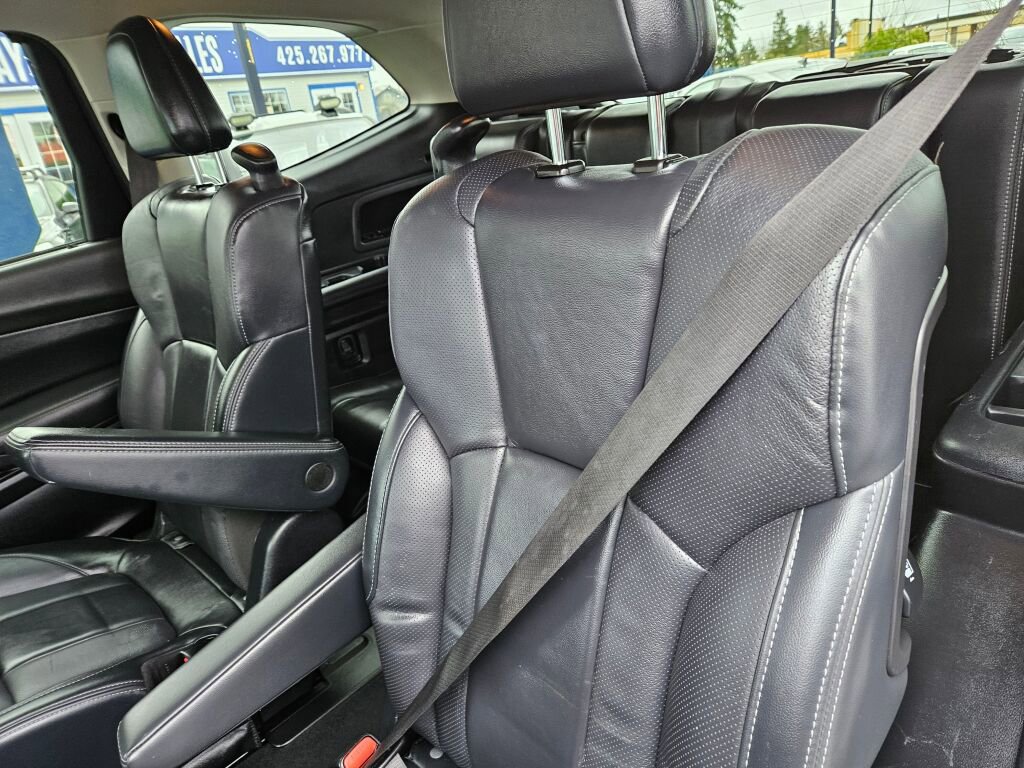 Used 2019 Subaru Ascent Limited w/ Popular Package #3 image 16