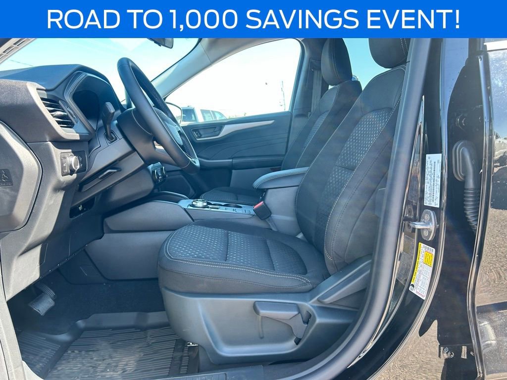 New 2025 Ford Escape Active w/ Cold Weather Package image 10