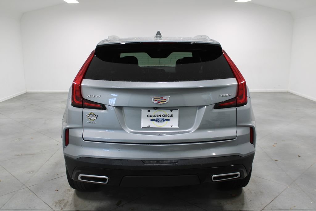 Used 2024 Cadillac XT4 Premium Luxury image 8