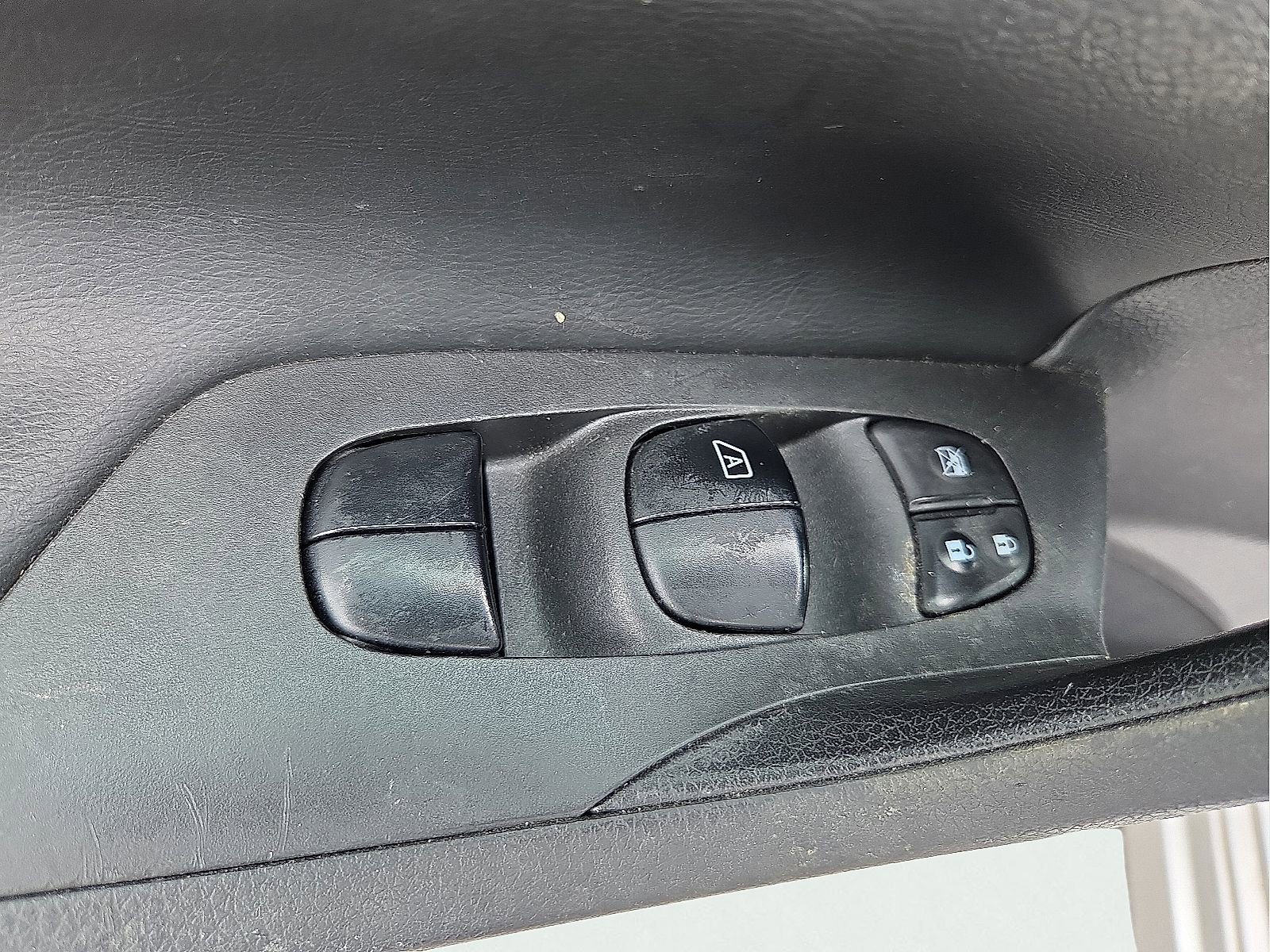 Used 2015 Nissan Altima 2.5 S w/ Power Driver Seat Package FWD image 15