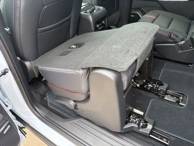 New 2026 Chevrolet Traverse RS image 42