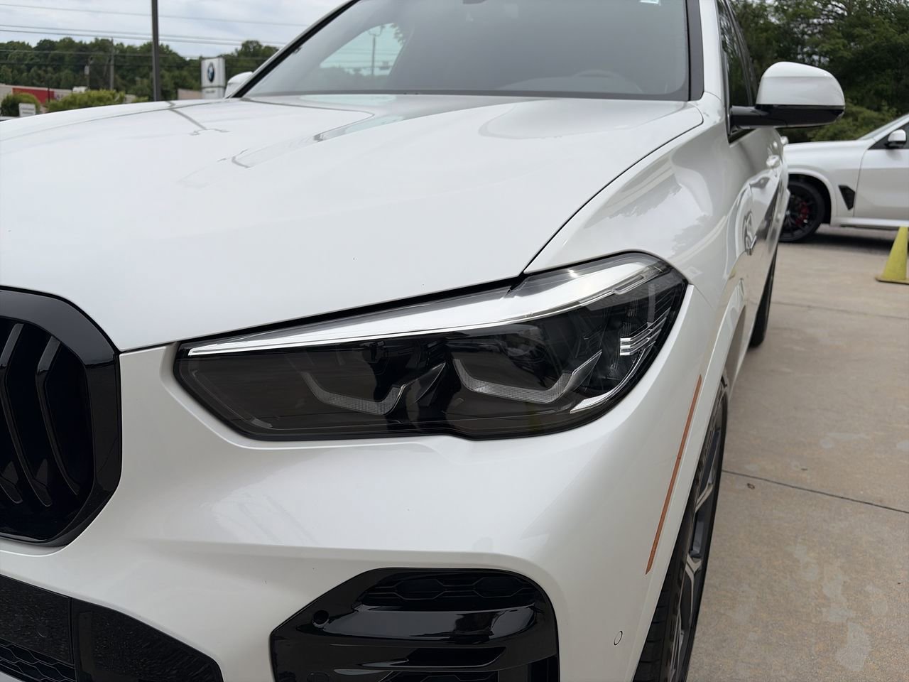 Certified 2023 BMW X5 xDrive45e w/ M Sport Package AWD/4WD image 11
