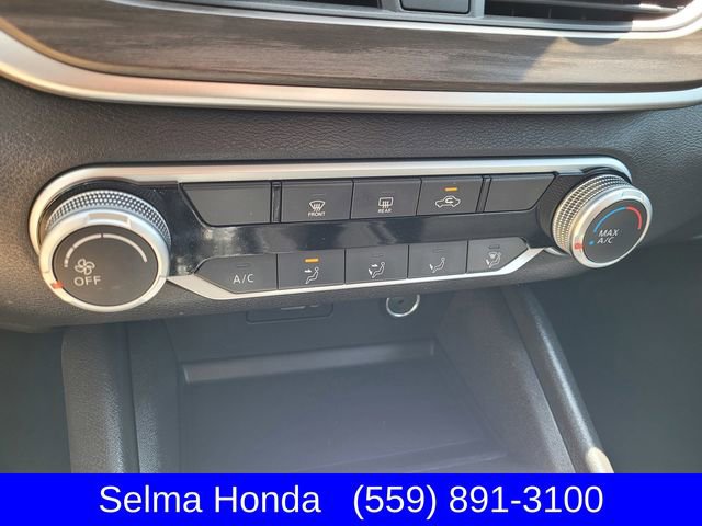 Used 2025 Nissan Altima 2.5 SV FWD image 18