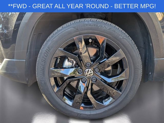 Used 2022 Volkswagen Taos SE image 7