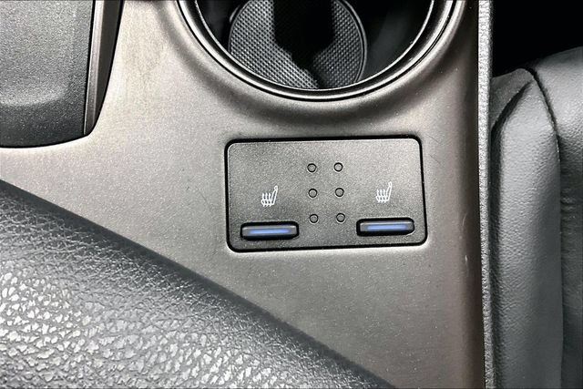 Used 2022 Toyota Camry SE FWD image 20
