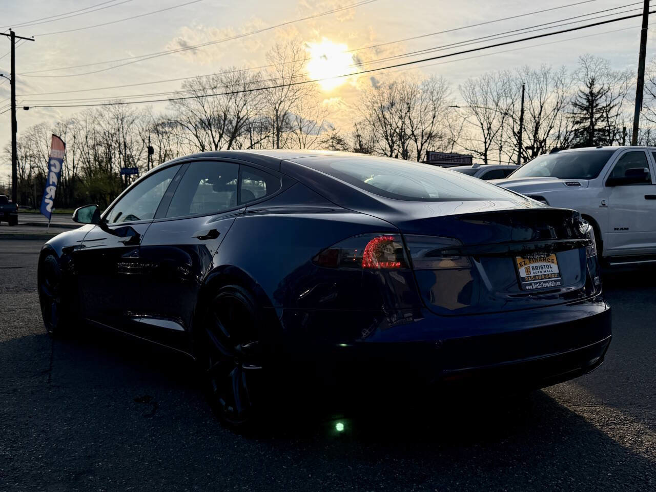 Used 2022 Tesla Model S AWD/4WD image 5