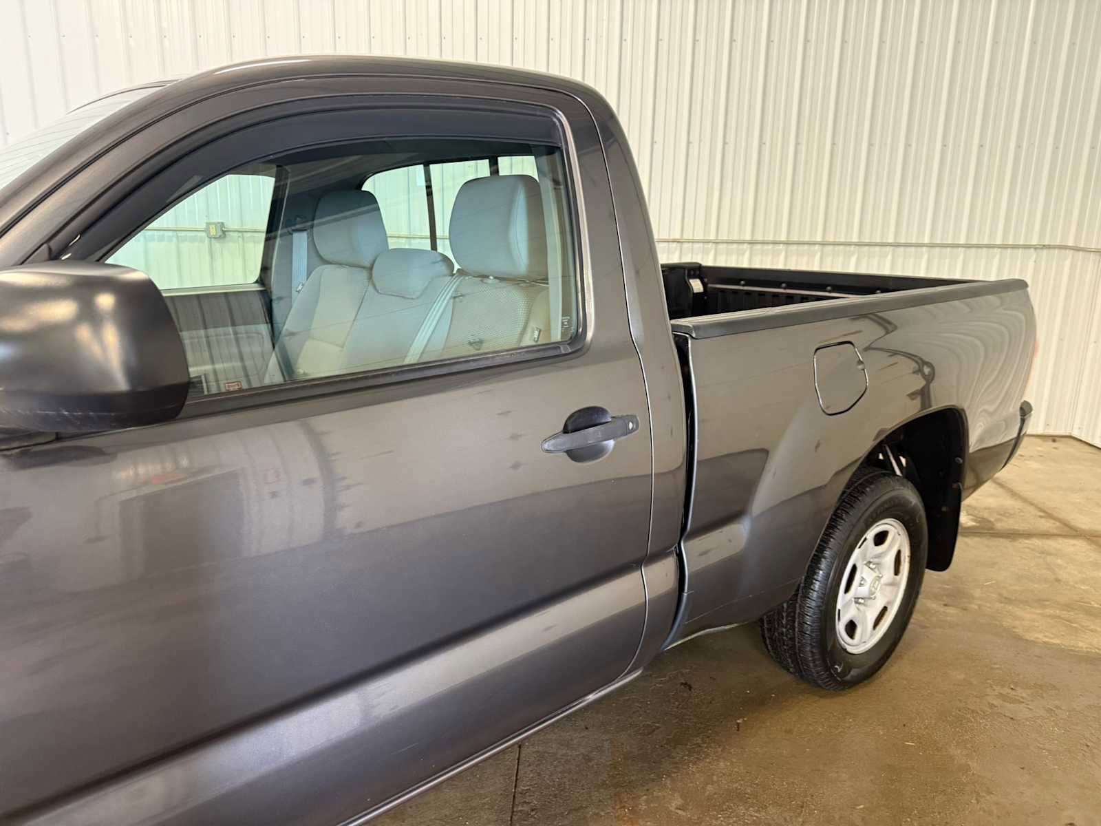 Used 2014 Toyota Tacoma 2WD Regular Cab image 7