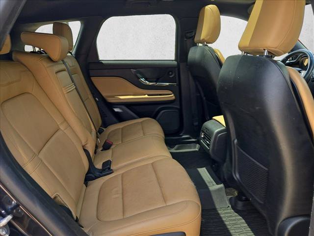 Used 2021 Lincoln Corsair Reserve w/ Elements Package FWD image 20