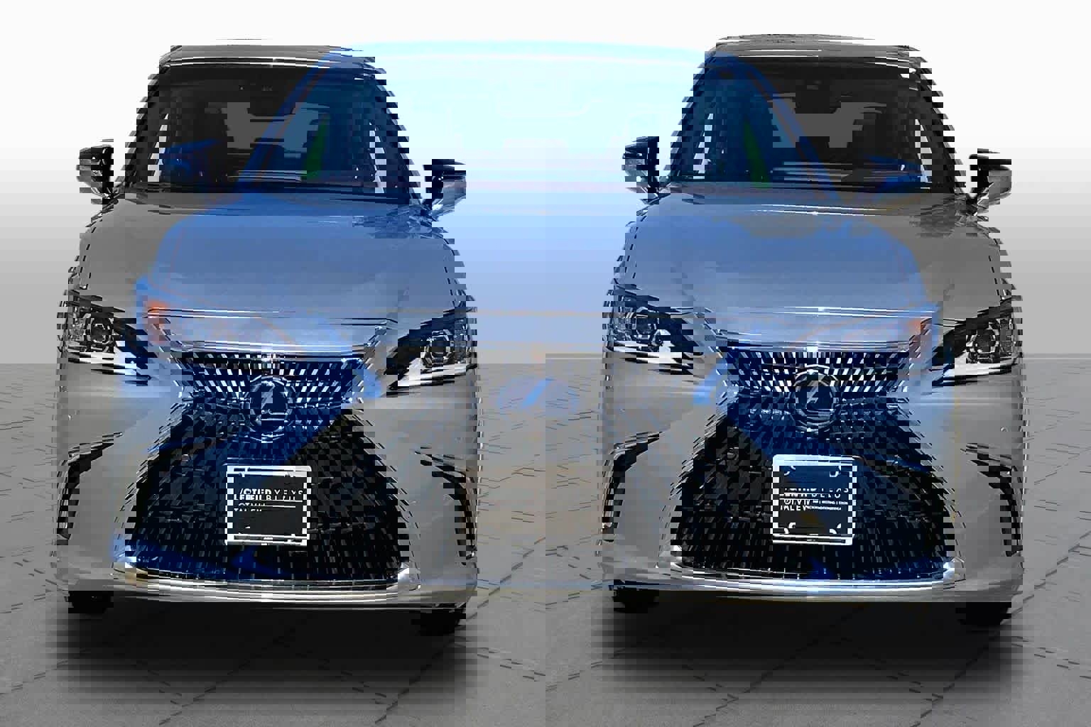 Certified 2025 Lexus ES 350 w/ Premium Package image 4