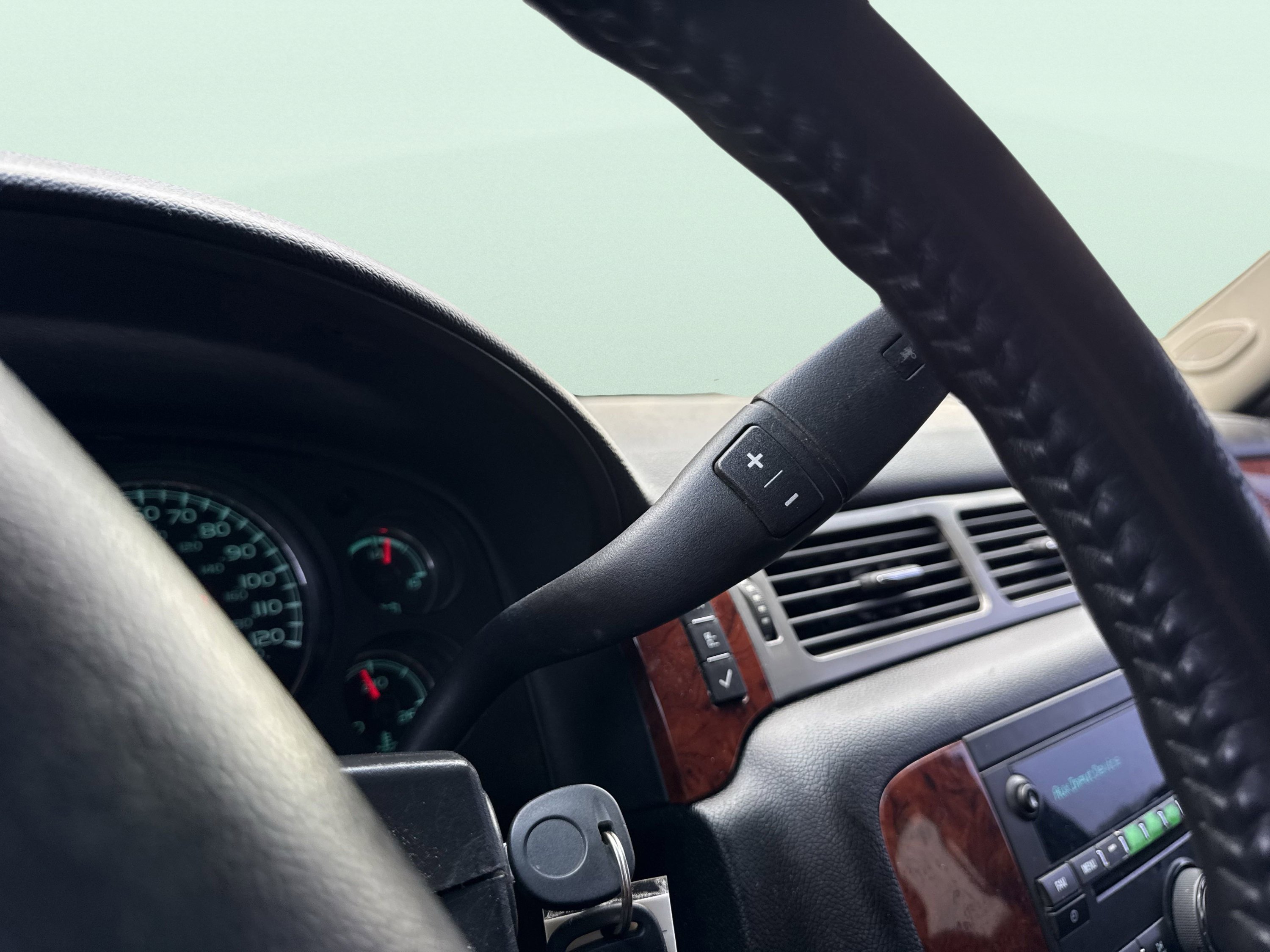 Used 2011 Chevrolet Tahoe LT image 72