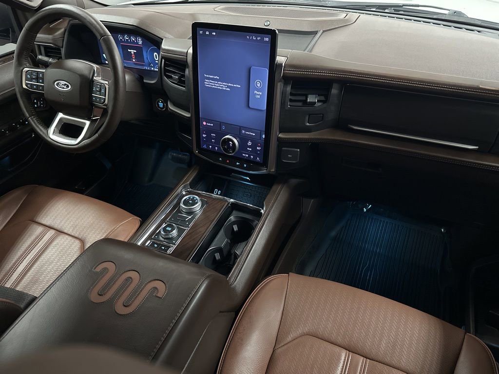 Used 2024 Ford Expedition Max King Ranch image 11