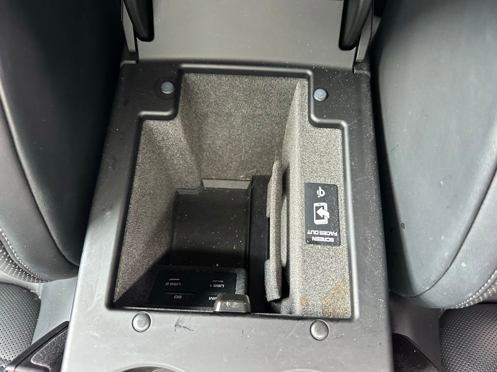 Certified 2024 Porsche Macan S image 30