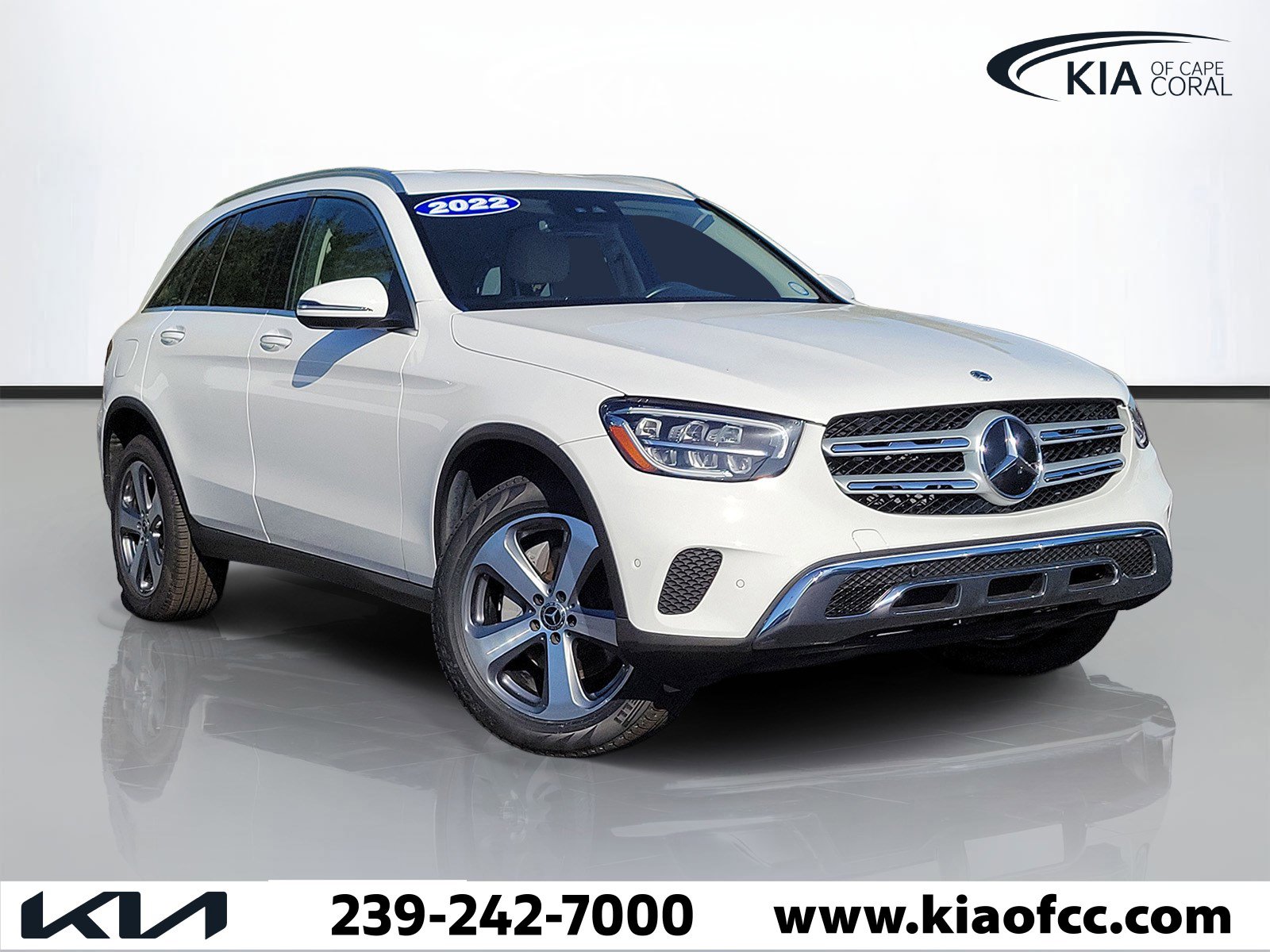 Used 2022 Mercedes-Benz GLC 300 w/ Premium Package Lite image 1