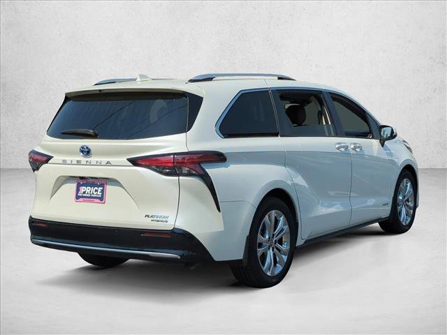 Used 2021 Toyota Sienna Platinum image 5