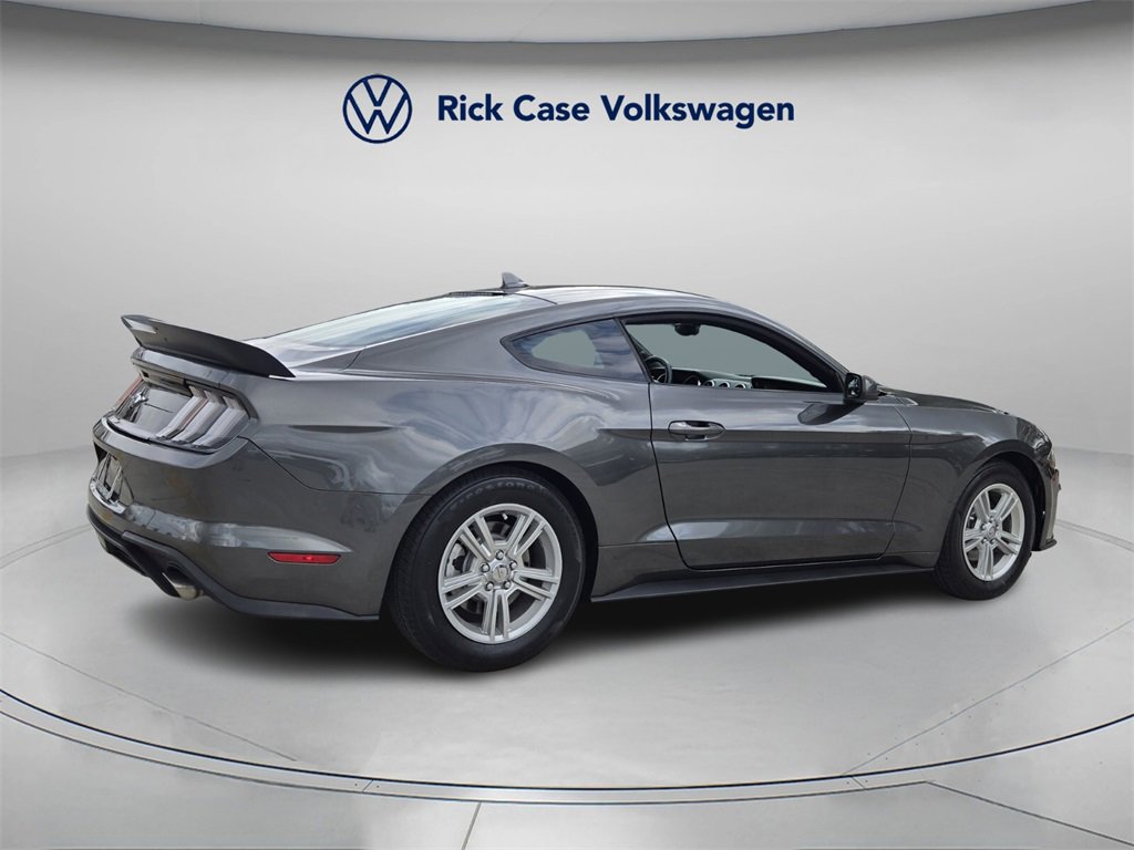 Used 2020 Ford Mustang Coupe image 7