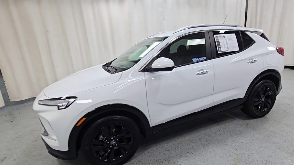 Certified 2024 Buick Encore GX Sport Touring FWD image 6
