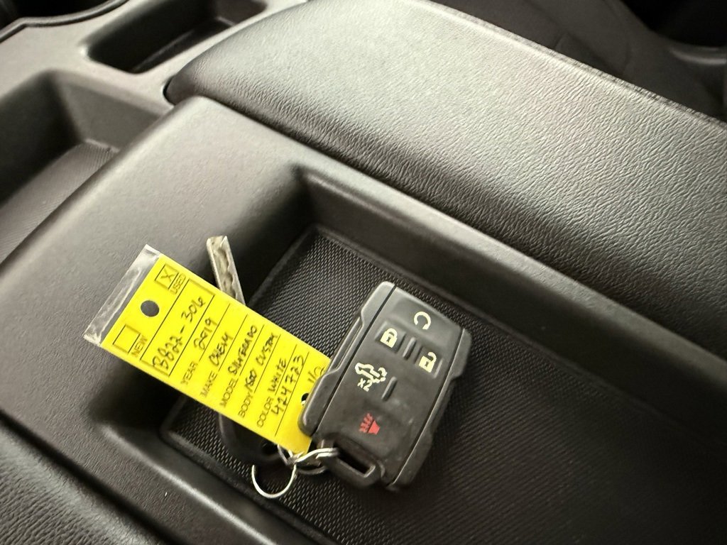 Used 2019 Chevrolet Silverado 1500 Custom image 24